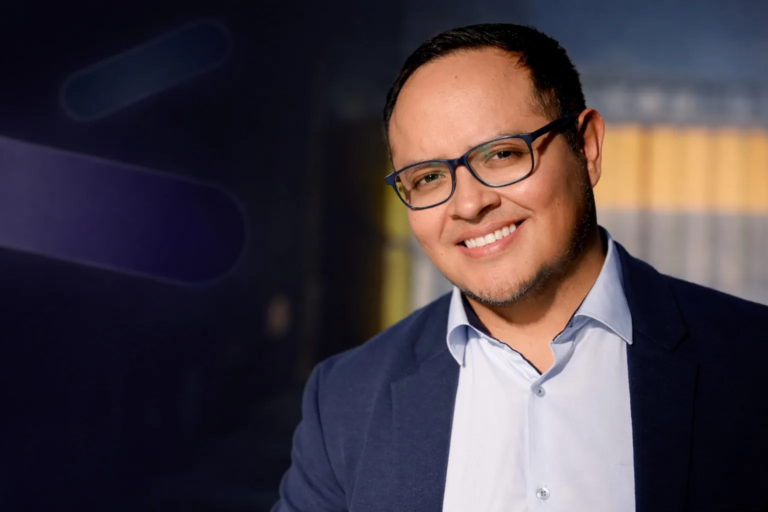 Fernando Angulo explaining context engineering strategies for AI implementation